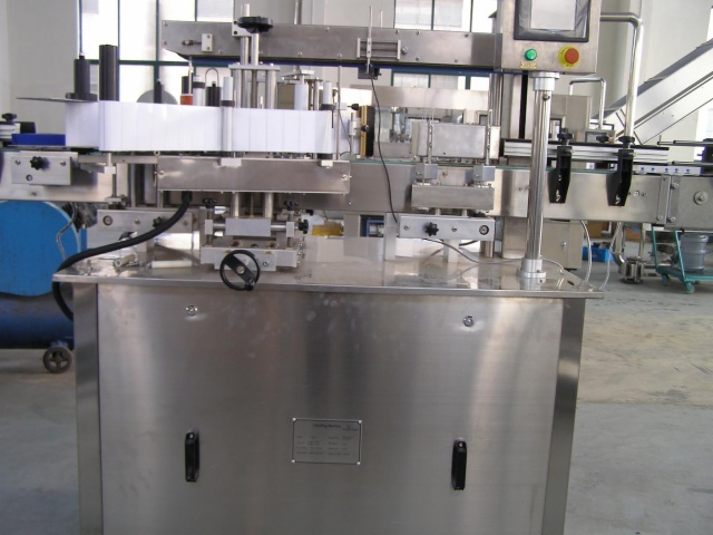 Labeling Machine